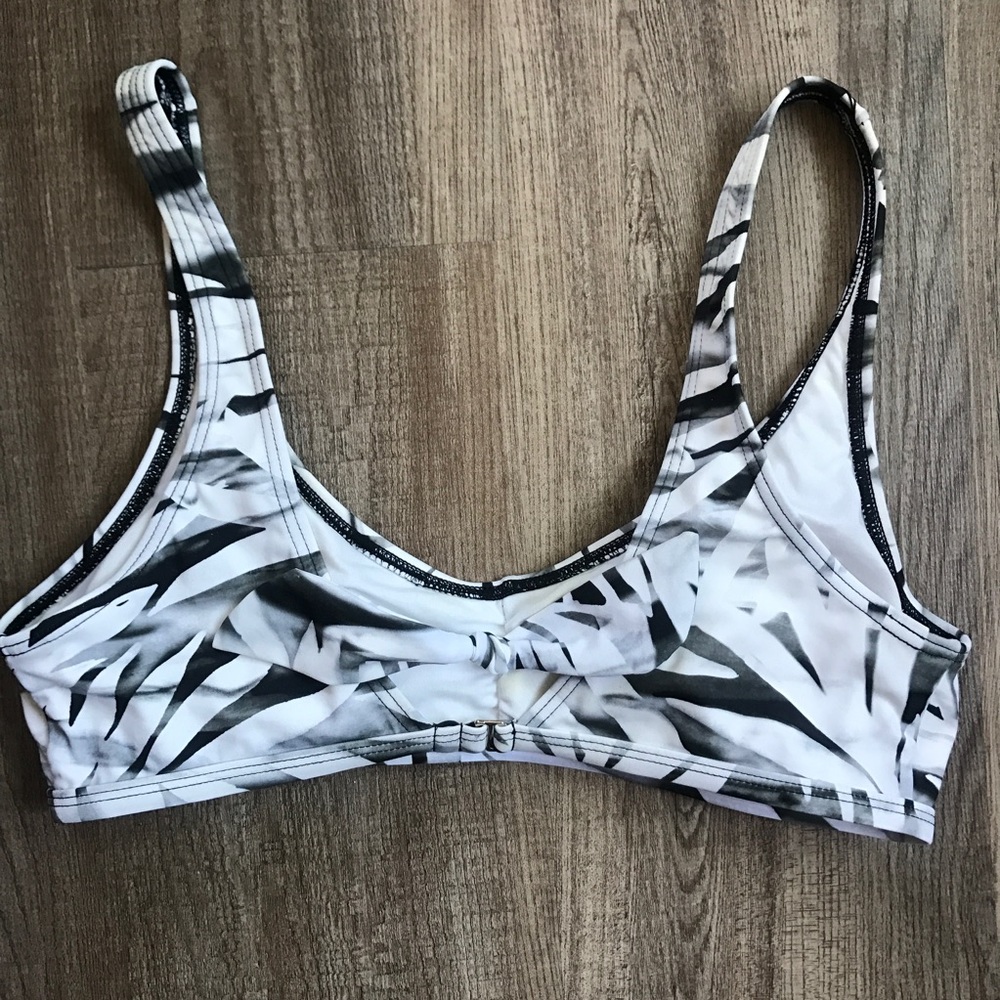 REEF SWIM TOP - Picture 4 of 6